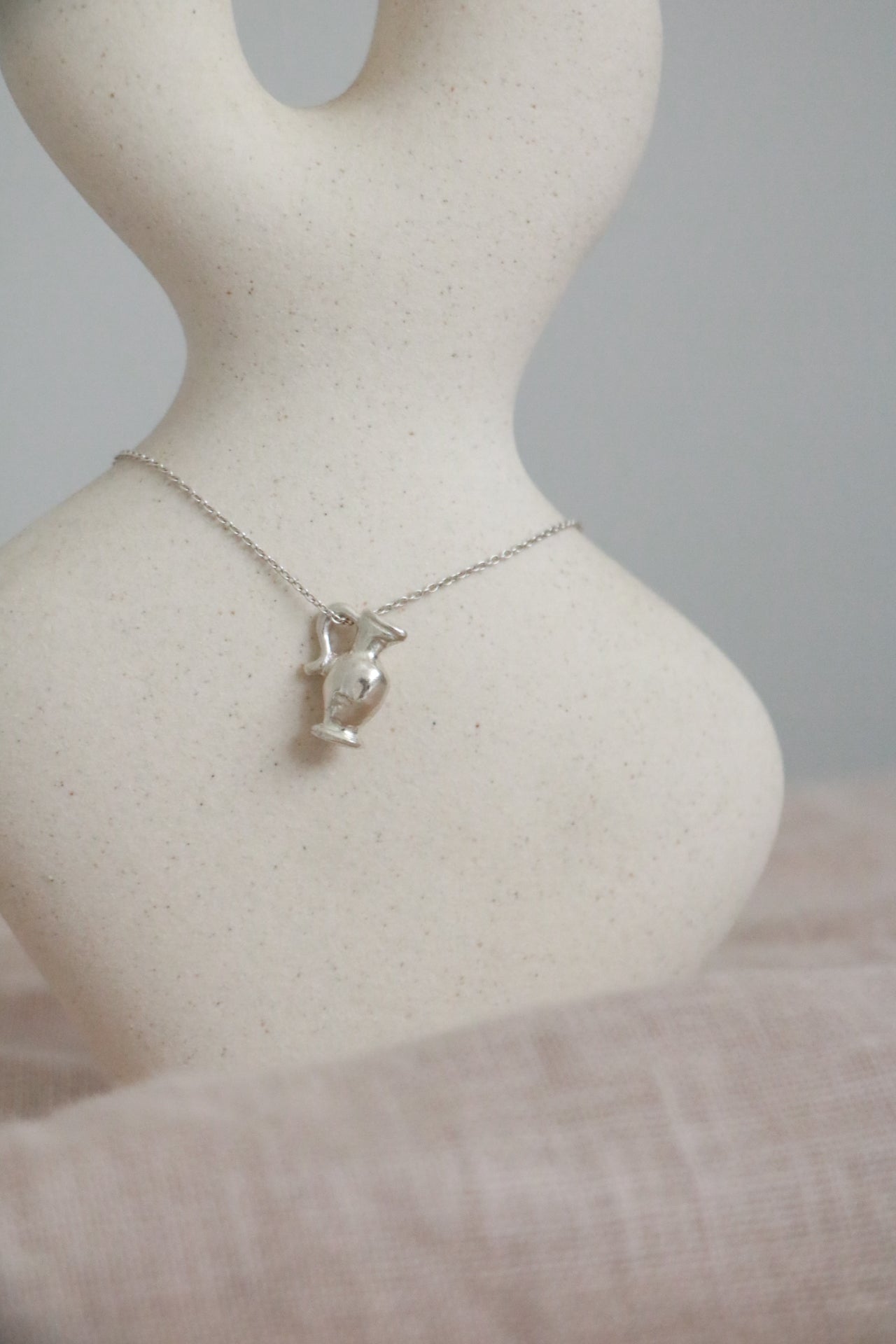 Amara Pendant - Poppy Mac