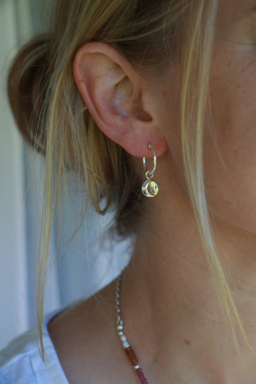 Elora Hoops - Poppy Mac