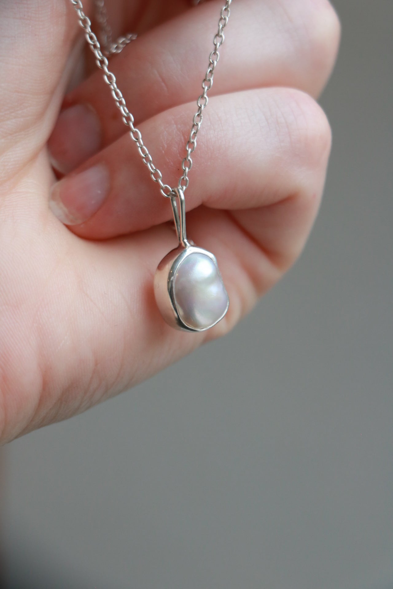 Freshwater Pearl Pendant Pendant Poppy Mac   