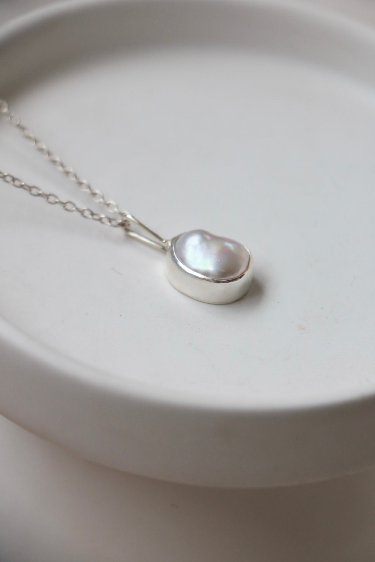 Freshwater Pearl Pendant Pendant Poppy Mac   