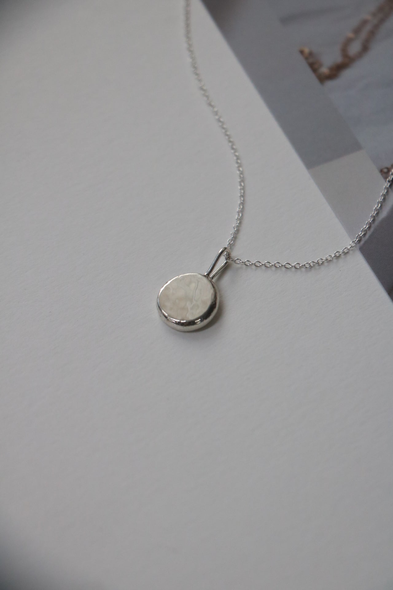 Luna Necklace Pendant Poppy Mac