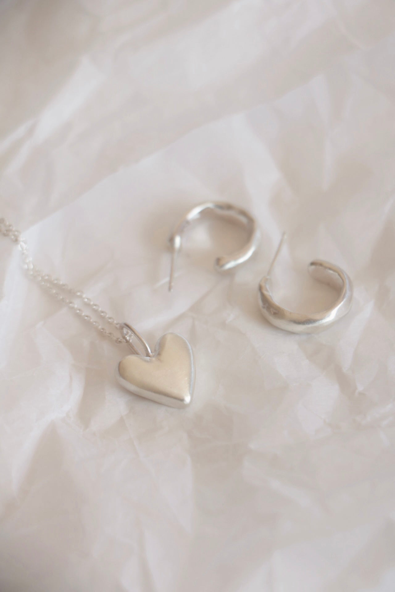 Sweet Amore Pendant - Poppy Mac