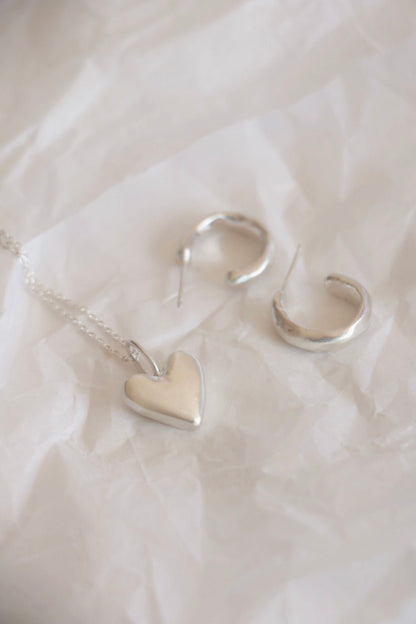 Sweet Amore Pendant - Poppy Mac